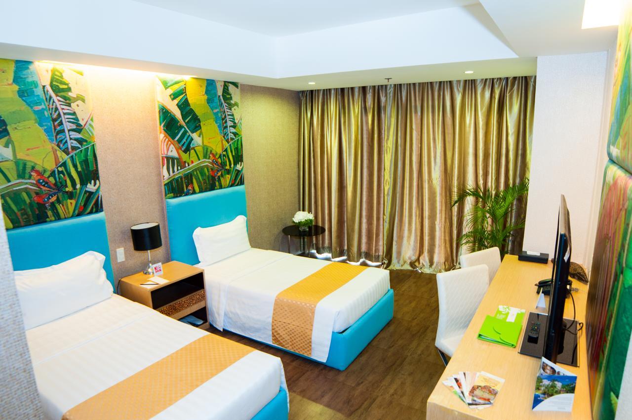 Aziza Paradise Hotel Puerto Princesa Extérieur photo